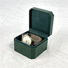 ཀླམ་ཤེལ་རིང་སྒྲོམ།